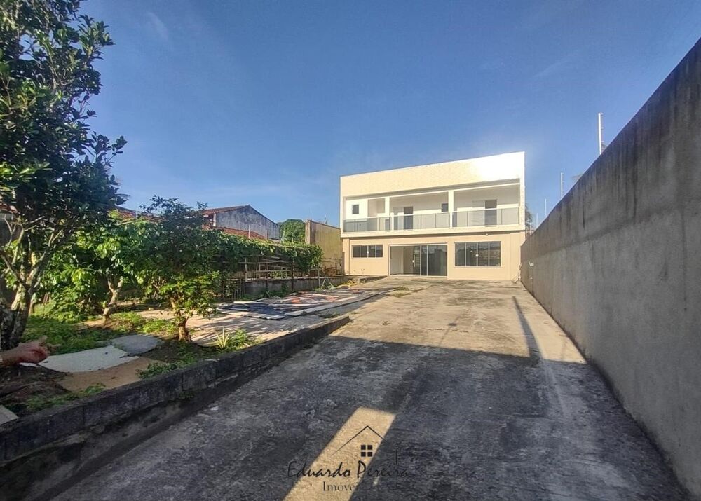 Casa, 2 quartos, 192 m² - Foto 1