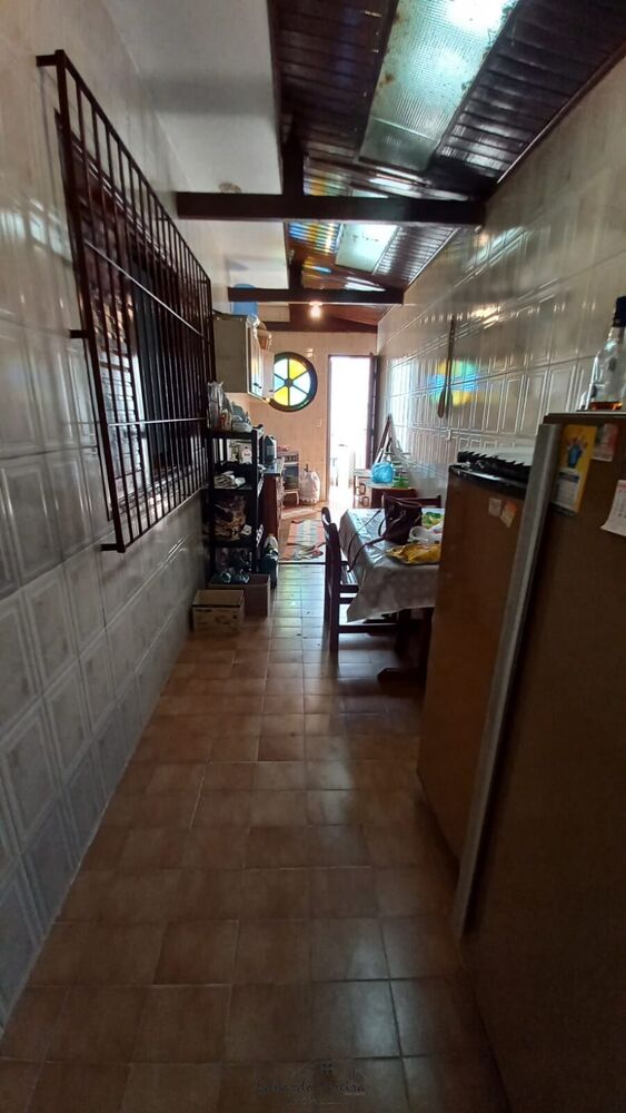 Casa, 2 quartos, 330 m² - Foto 1