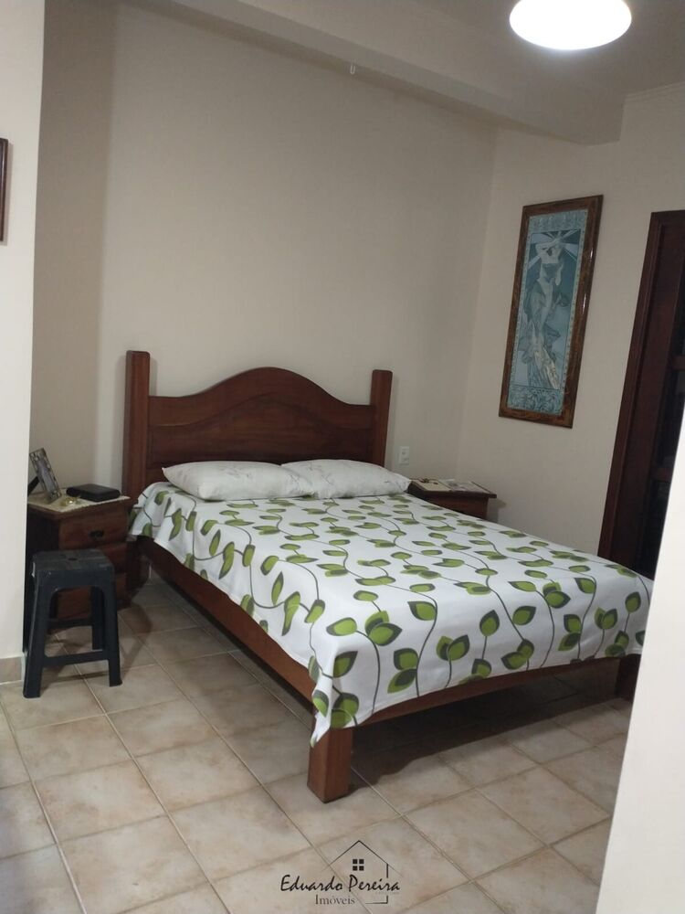 Sobrado, 5 quartos, 348 m² - Foto 1