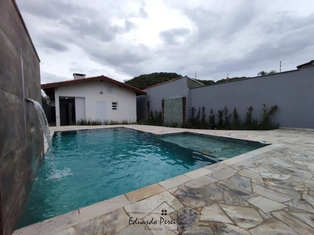 Casa, 3 quartos, 158 m² - Foto 1