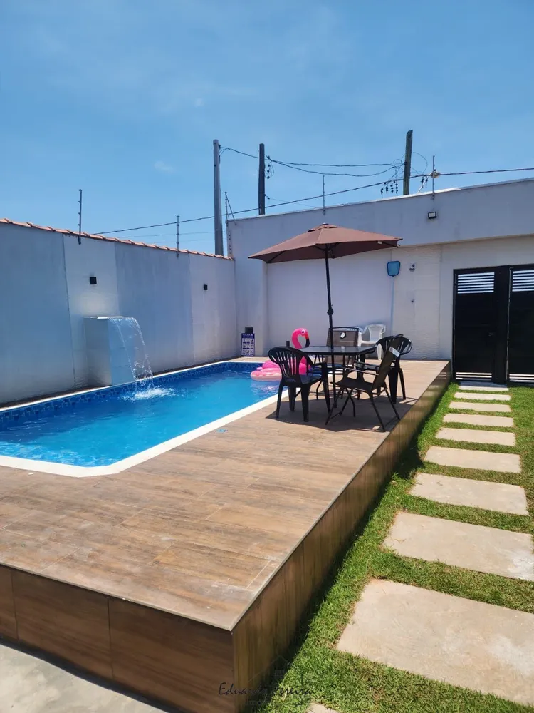 Casa, 4 quartos, 150 m² - Foto 1