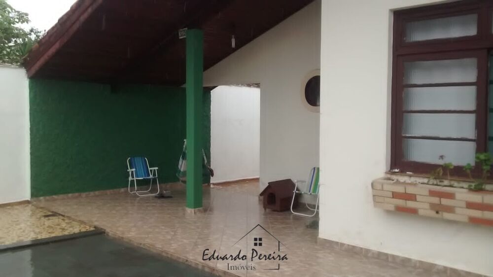 Casa, 4 quartos, 114 m² - Foto 1