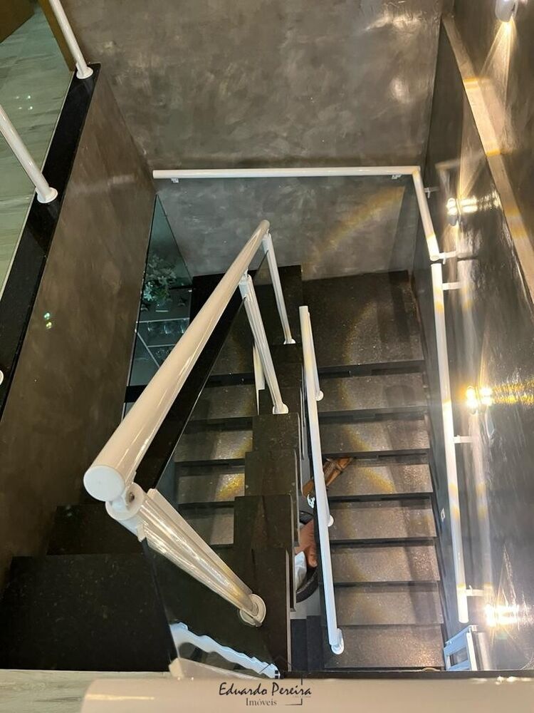 Sobrado, 4 quartos, 320 m² - Foto 3