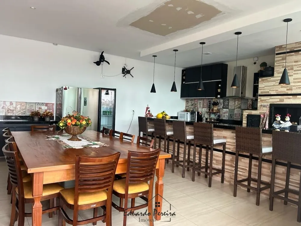 Sobrado, 4 quartos, 320 m² - Foto 2