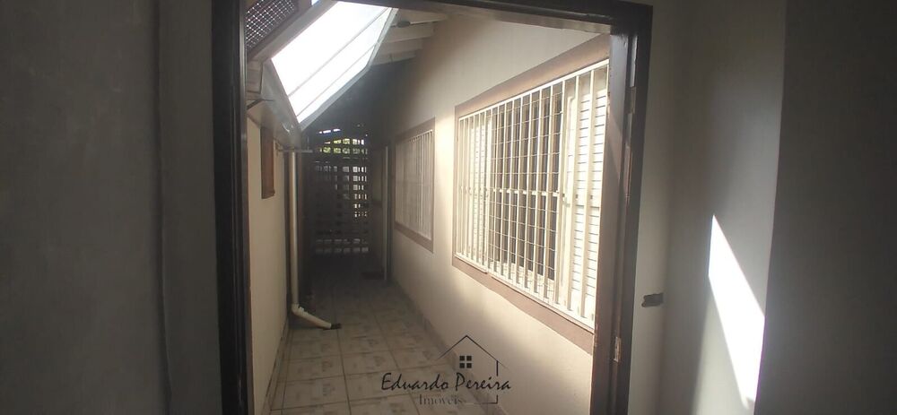 Casa, 3 quartos, 76 m² - Foto 2