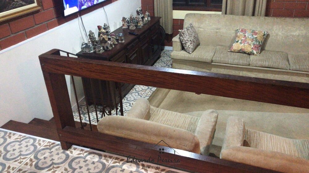 Fazenda à venda com 3 quartos, 1120m² - Foto 3