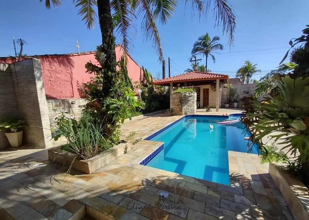 Sobrado, 3 quartos, 212 m² - Foto 1
