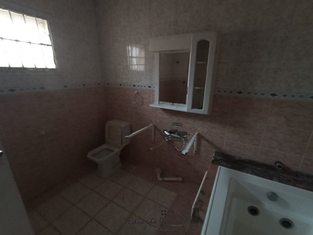 Casa, 2 quartos, 250 m² - Foto 1