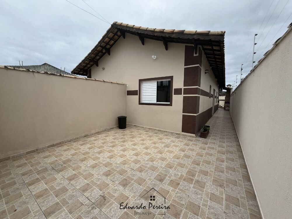 Casa, 2 quartos, 67 m² - Foto 1