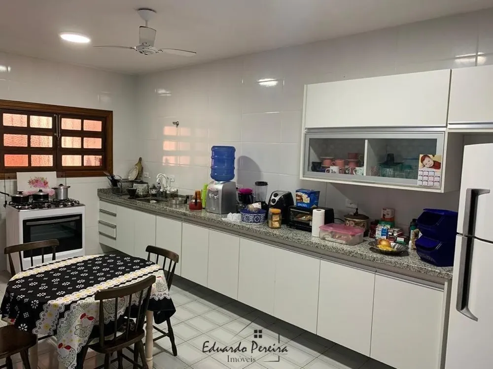 Casa, 3 quartos, 156 m² - Foto 2