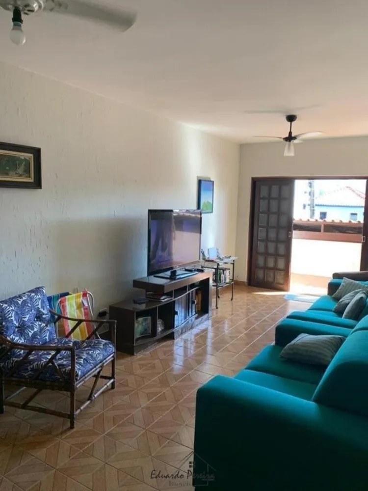 Casa, 3 quartos, 156 m² - Foto 1