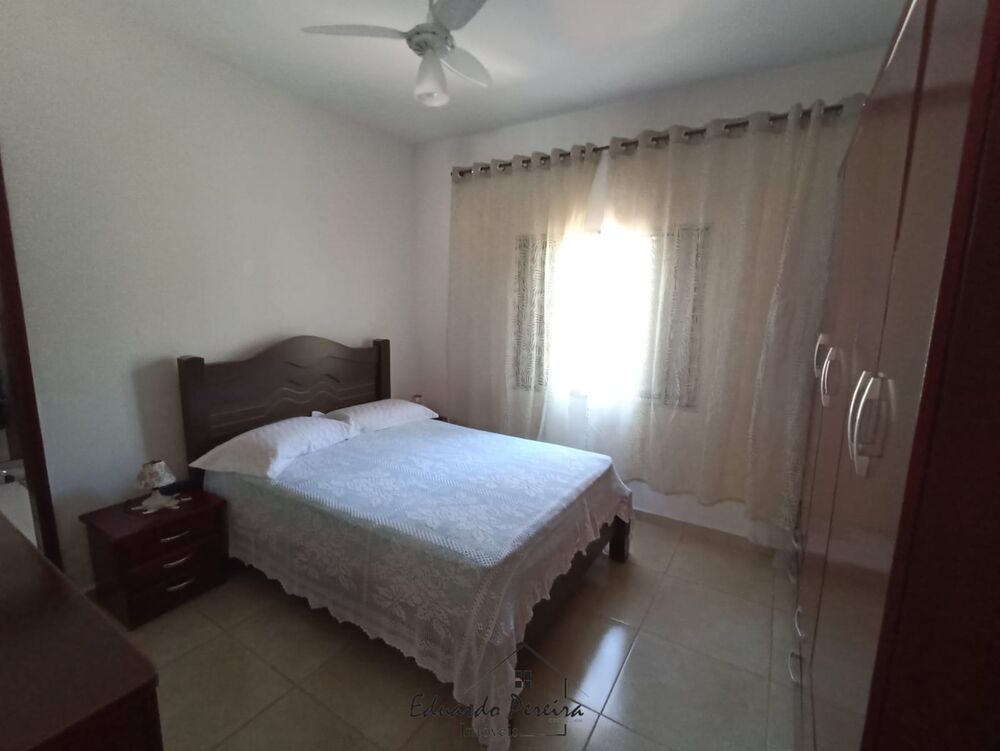 Casa, 5 quartos, 236 m² - Foto 2