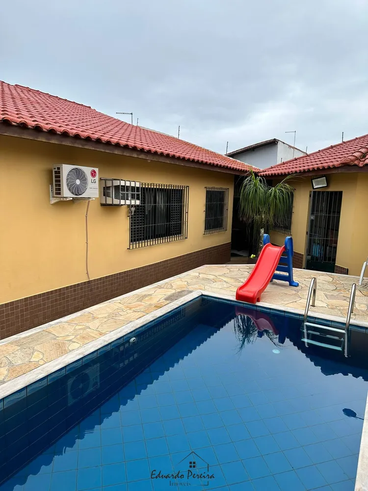 Casa, 4 quartos, 190 m² - Foto 1