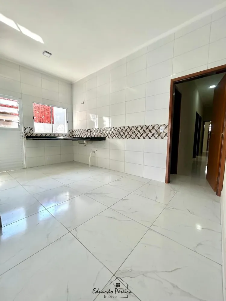 Casa, 3 quartos, 106 m² - Foto 2