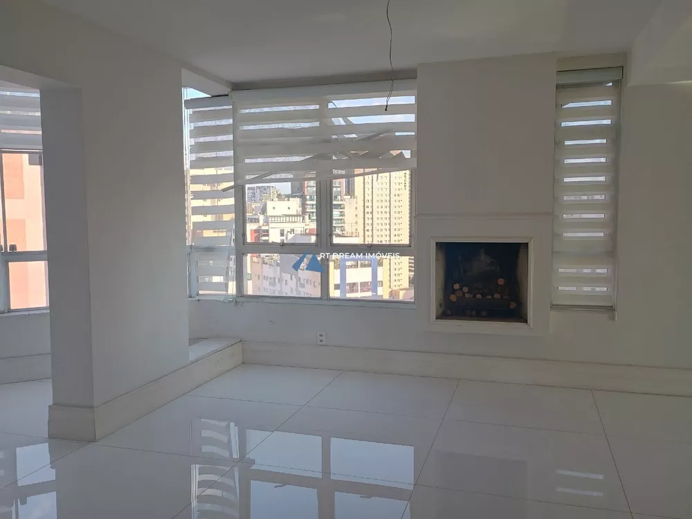Cobertura, 3 quartos, 250 m² - Foto 4