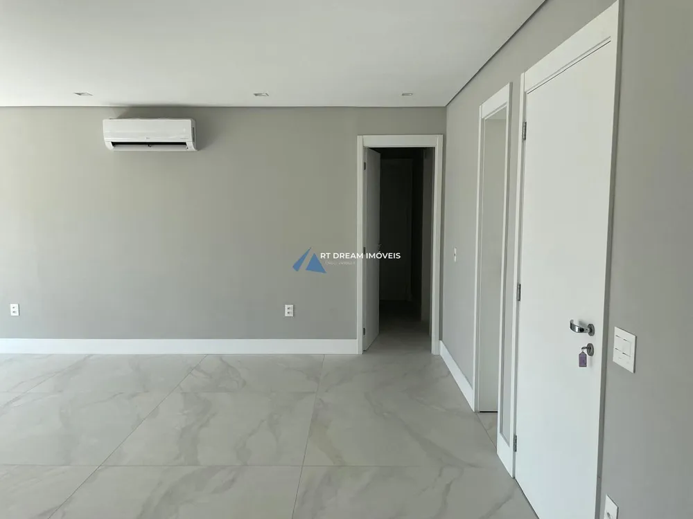 Apartamento, 3 quartos, 143 m² - Foto 3