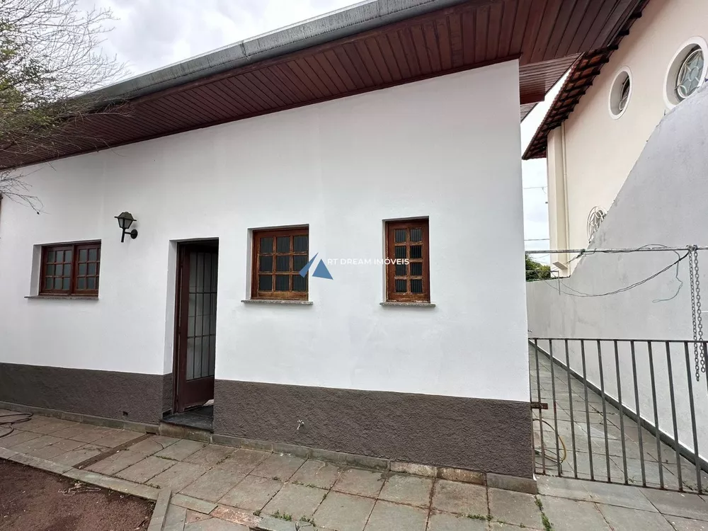 Casa, 3 quartos, 249 m² - Foto 2