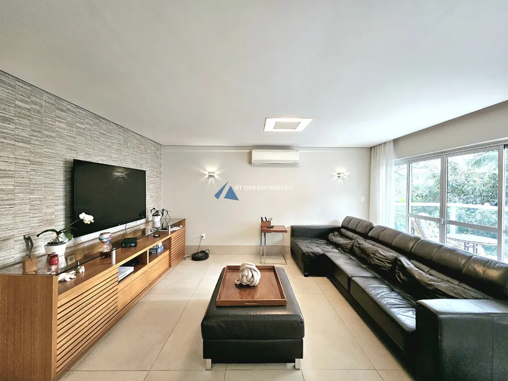 Apartamento, 3 quartos, 187 m² - Foto 1