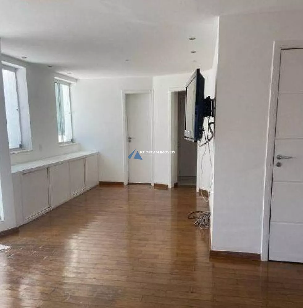 Cobertura, 2 quartos, 220 m² - Foto 2