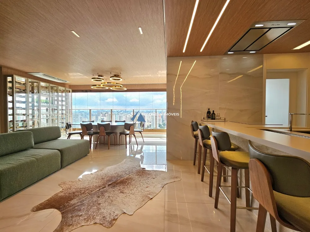 Apartamento, 3 quartos, 147 m² - Foto 1
