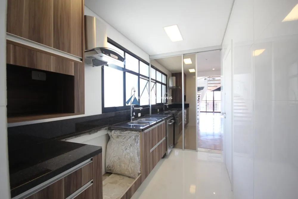 Cobertura, 3 quartos, 314 m² - Foto 3