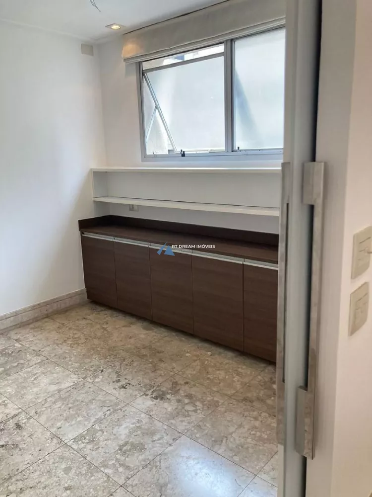 Apartamento, 3 quartos, 260 m² - Foto 3