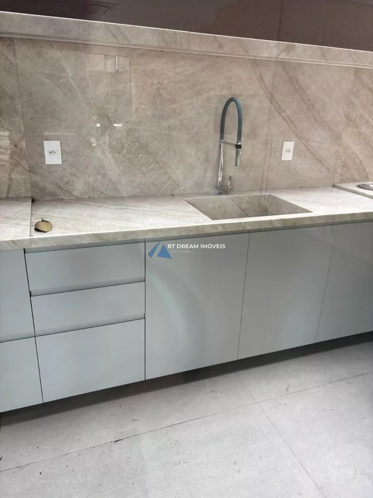 Casa, 4 quartos, 510 m² - Foto 1