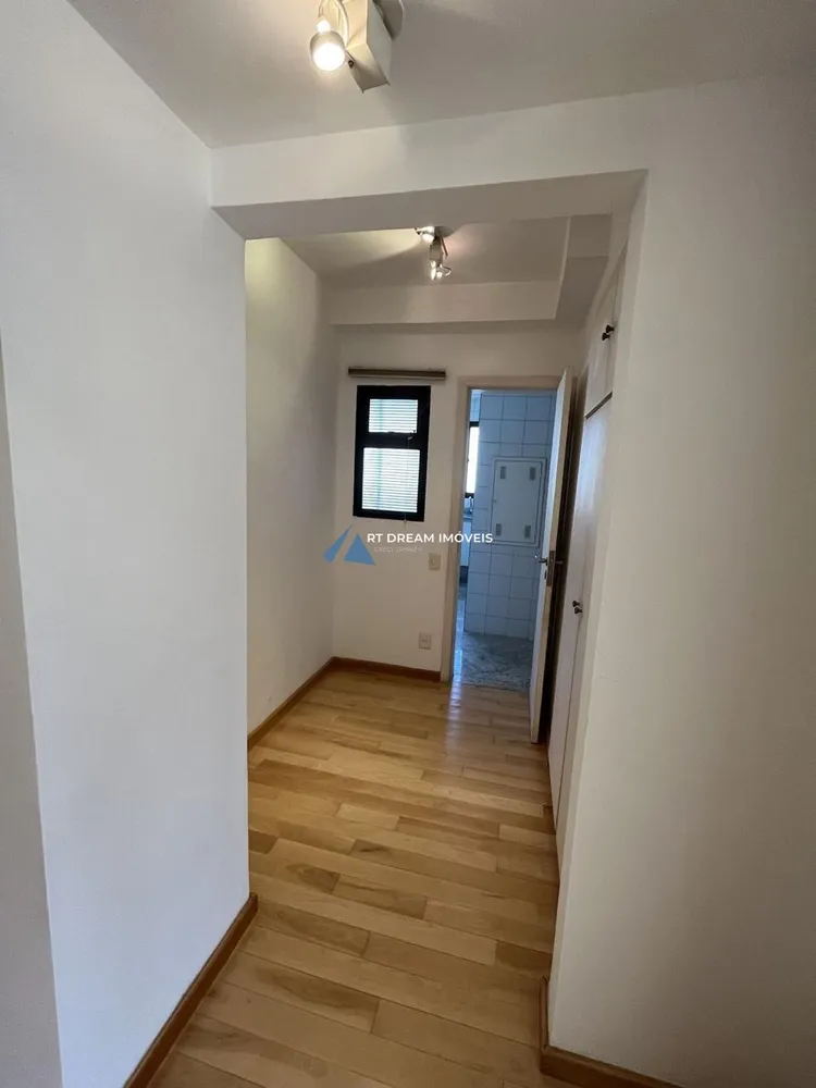 Apartamento, 3 quartos, 240 m² - Foto 12