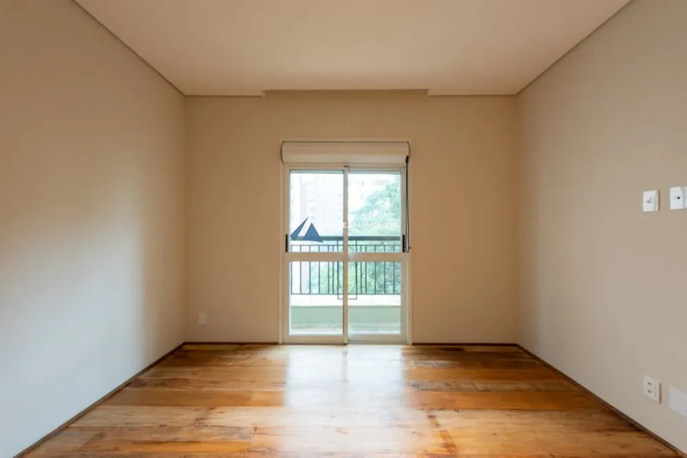 Apartamento, 4 quartos, 230 m² - Foto 1