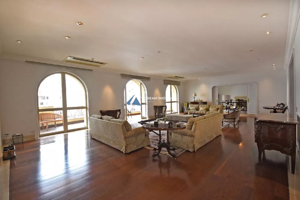 Apartamento, 4 quartos, 588 m² - Foto 1