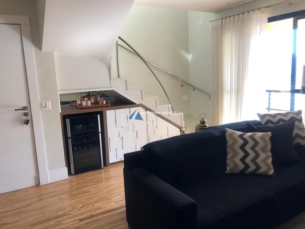 Cobertura, 3 quartos, 209 m² - Foto 3