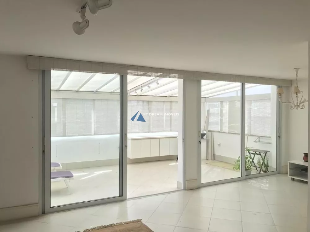 Cobertura, 1 quarto, 240 m² - Foto 1