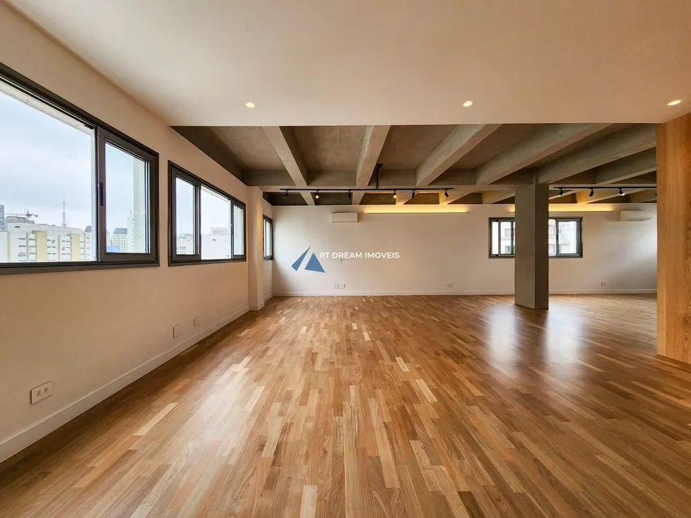 Apartamento, 3 quartos, 222 m² - Foto 1