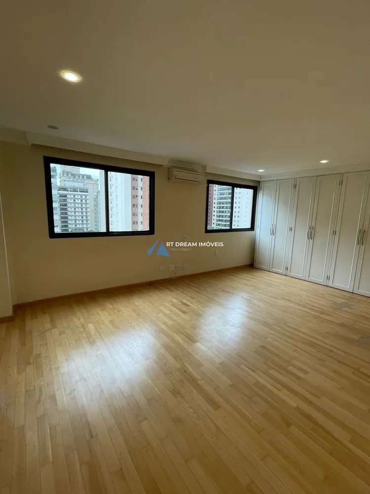 Apartamento, 3 quartos, 209 m² - Foto 9