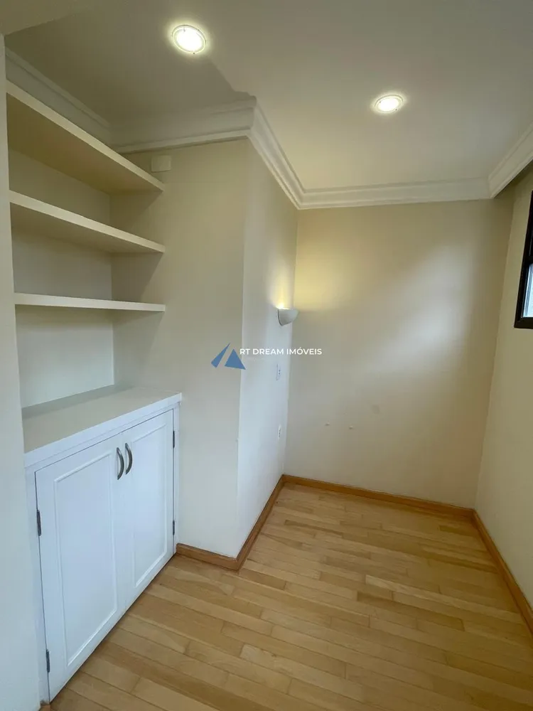 Apartamento, 3 quartos, 209 m² - Foto 9