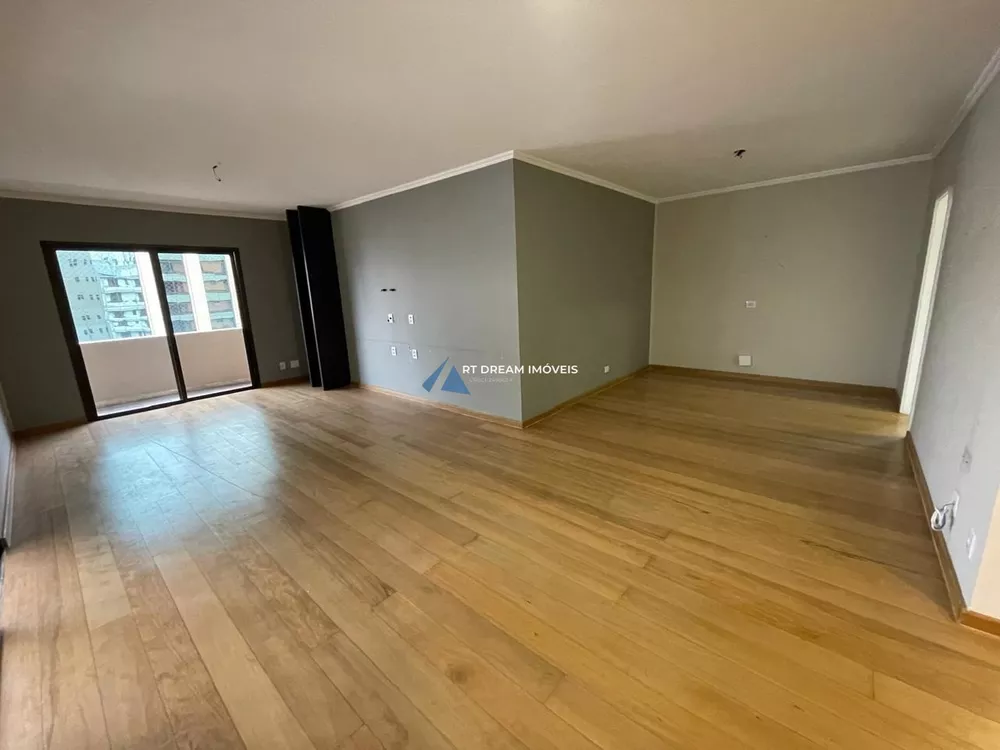 Apartamento, 3 quartos, 209 m² - Foto 3