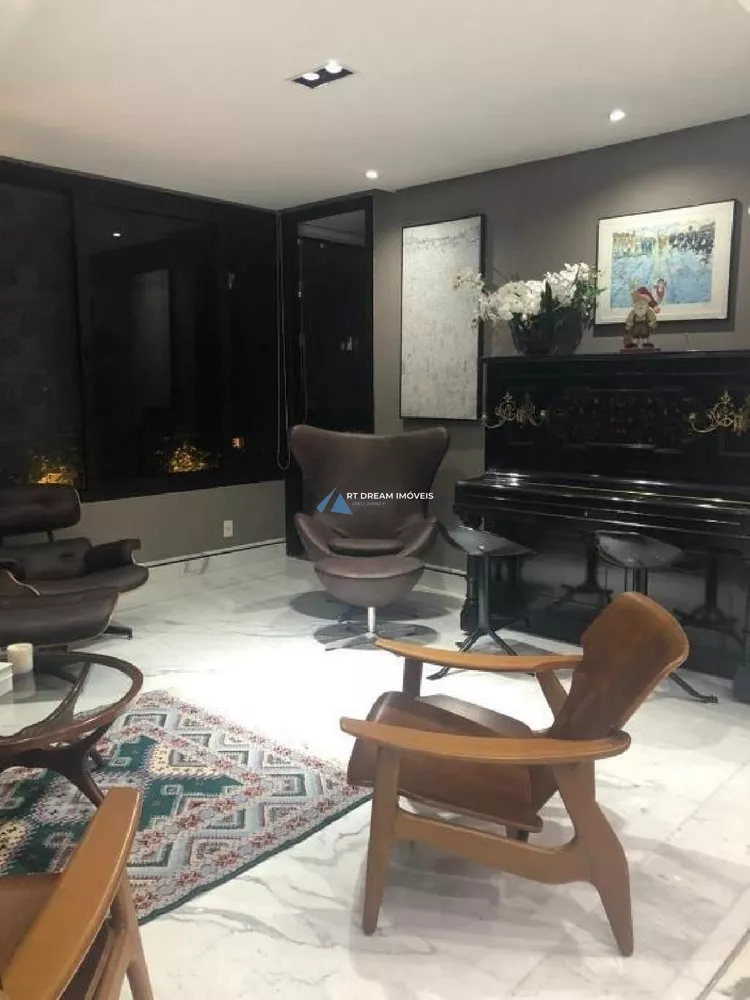 Apartamento, 3 quartos, 485 m² - Foto 1