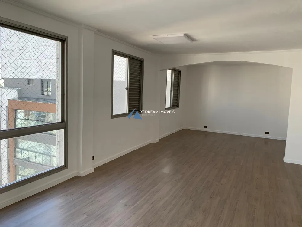 Apartamento, 3 quartos, 198 m² - Foto 1