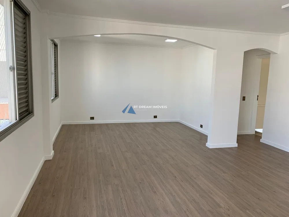 Apartamento, 3 quartos, 198 m² - Foto 2