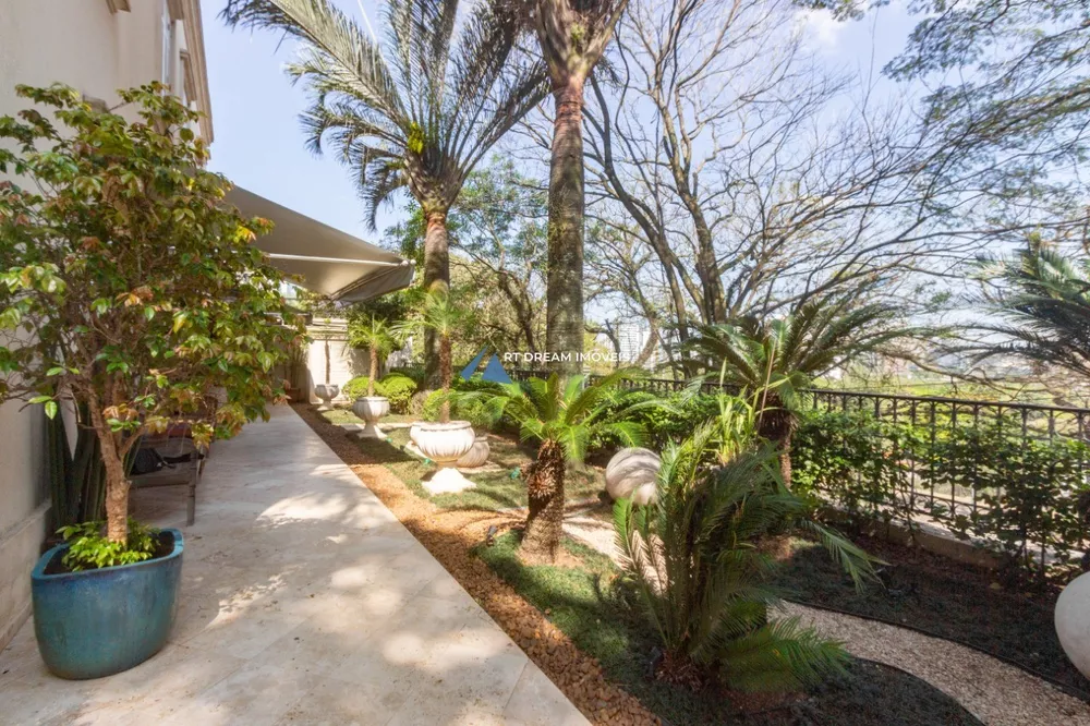 Casa, 8 quartos, 584 m² - Foto 3