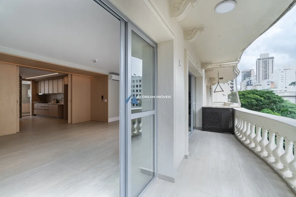Apartamento, 3 quartos, 221 m² - Foto 1