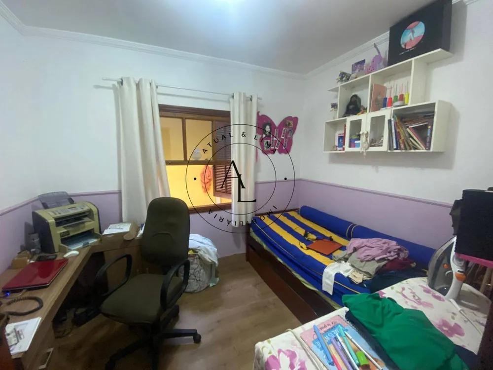 Casa, 3 quartos, 250 m² - Foto 4