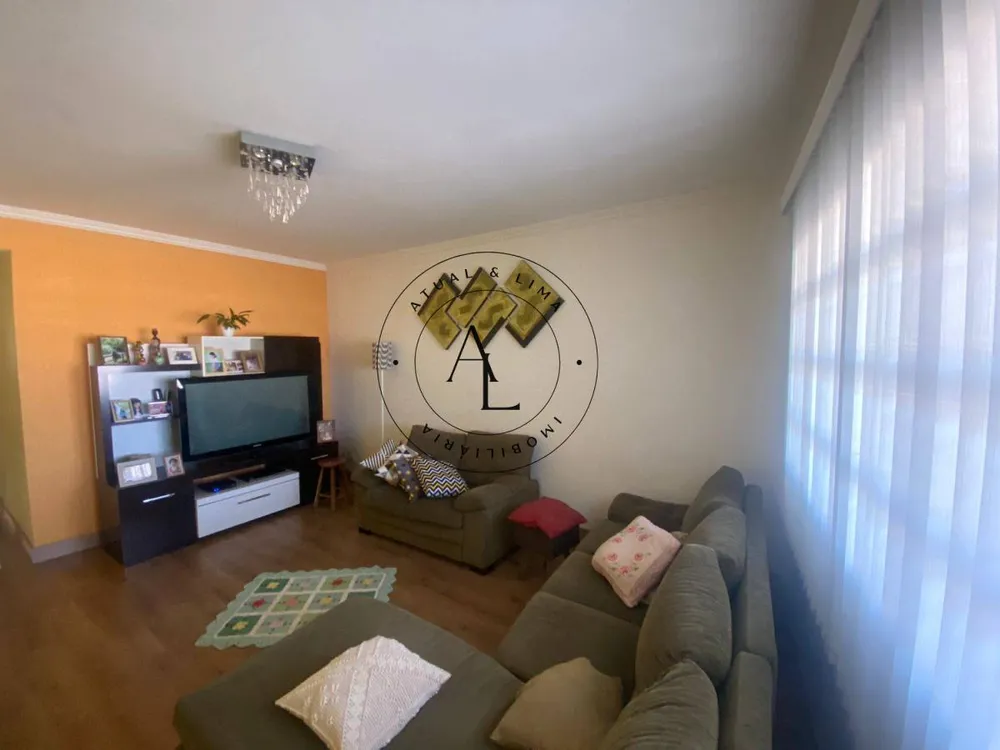 Casa, 3 quartos, 250 m² - Foto 2