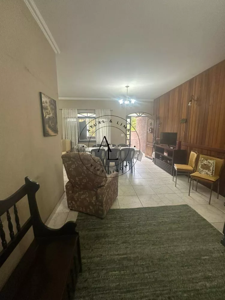 Casa, 4 quartos, 259 m² - Foto 2