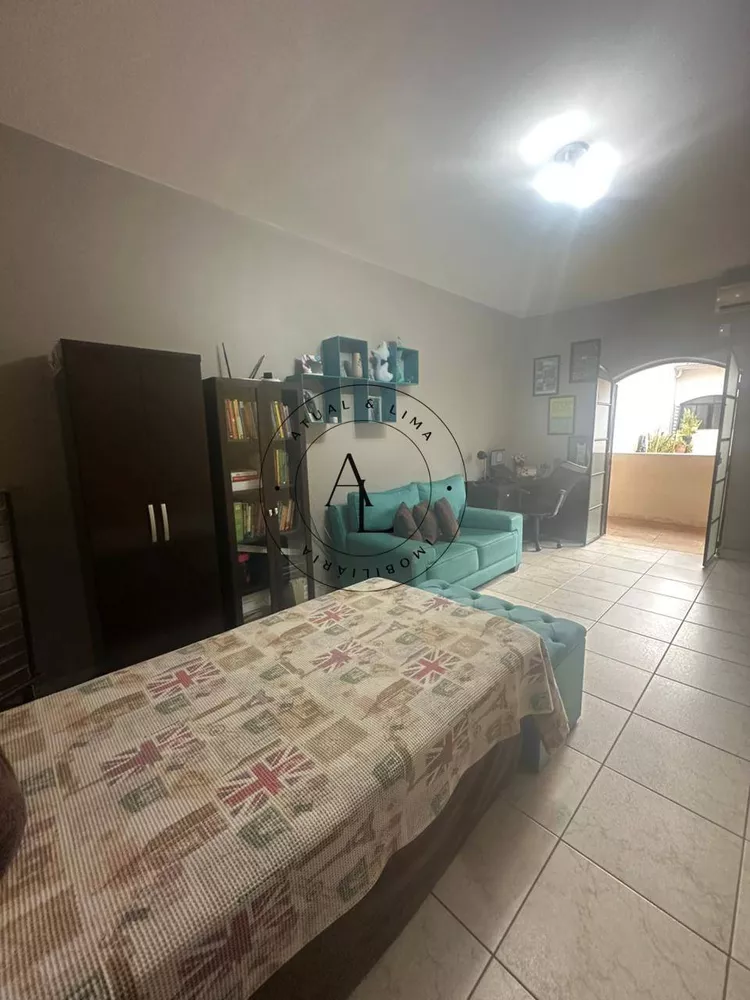 Casa, 4 quartos, 259 m² - Foto 13