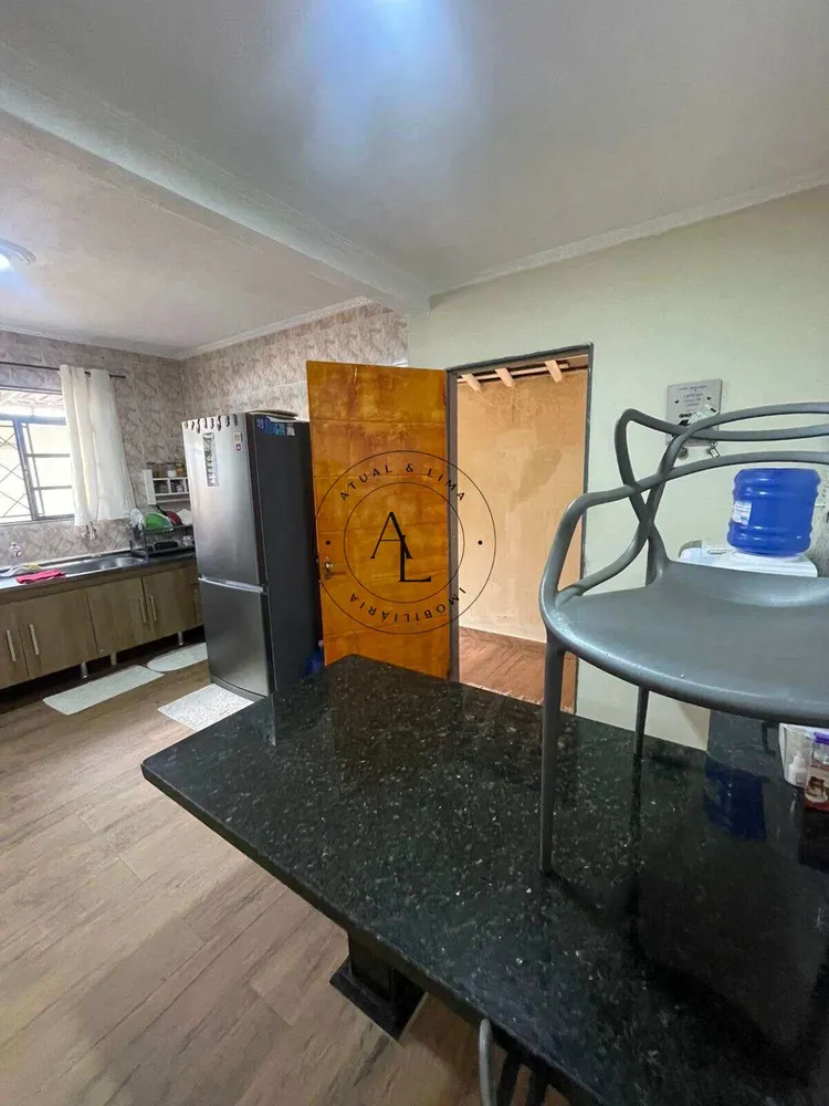 Casa, 3 quartos, 186 m² - Foto 2
