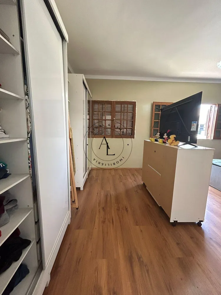 Casa, 3 quartos, 230 m² - Foto 8