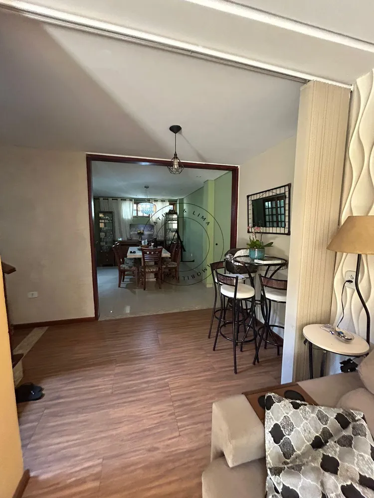 Casa, 3 quartos, 230 m² - Foto 4