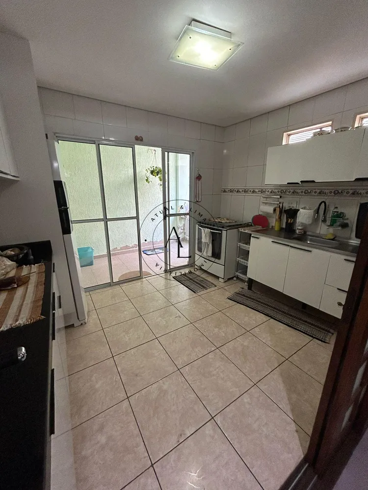 Casa, 3 quartos, 230 m² - Foto 12