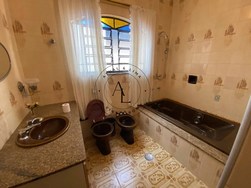 Casa, 5 quartos, 195 m² - Foto 4